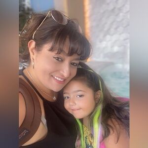 Meet your Posher, Monica